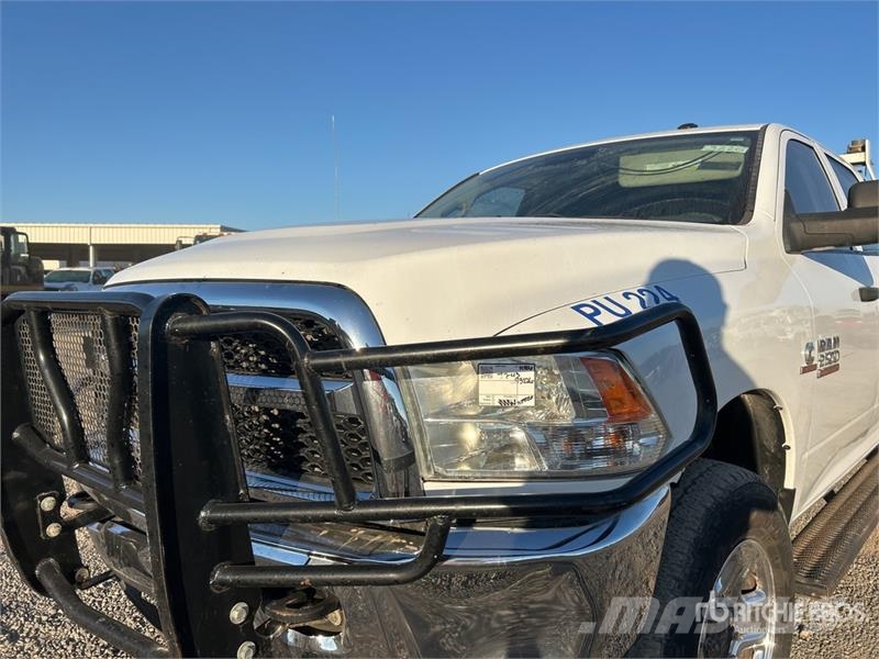 RAM 2500 4x4 Crew Cab Pickup 其他