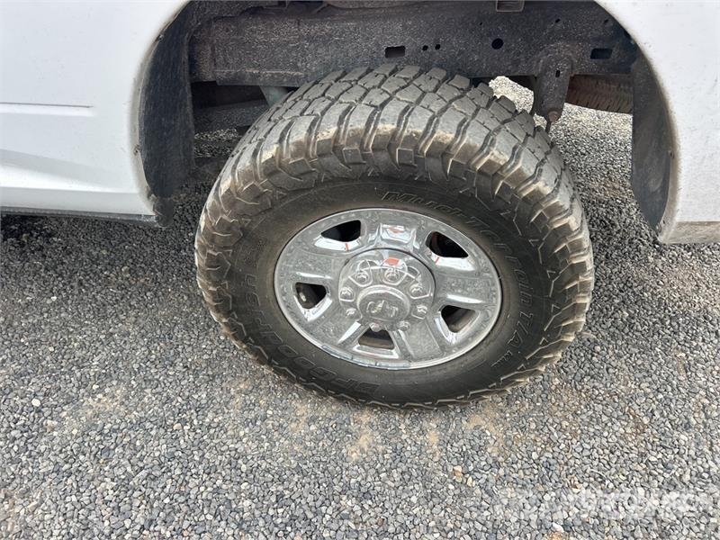 RAM 2500 4x4 Crew Cab Pickup 其他