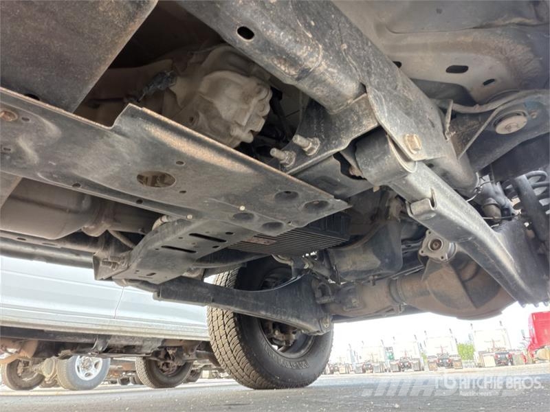 RAM 2500 4x4 Crew Cab Pickup Andere Transporter