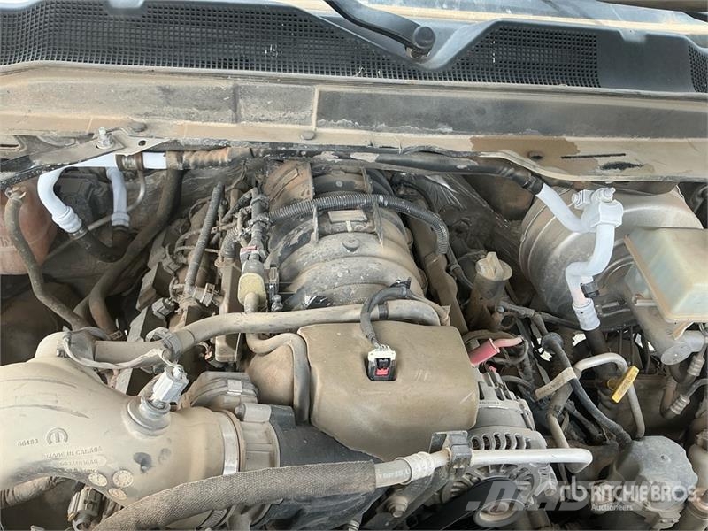 RAM 2500 4x4 Crew Cab Pickup (Inoperable) Прочие фургоны