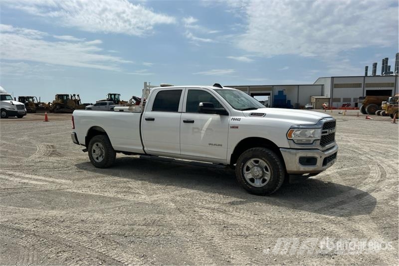 RAM 2500 4x4 Crew Cab Pickup Other