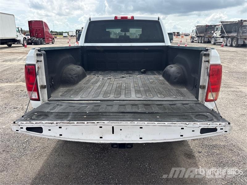 RAM 2500 4x4 Crew Cab Pickup 其他