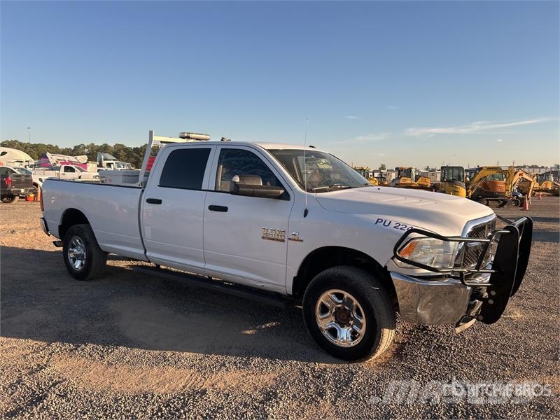RAM 2500 4x4 Crew Cab Pickup 其他