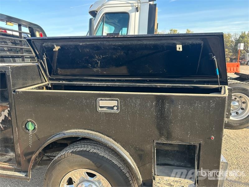 RAM 2500 4x4 Crew Cab Versatile Hauler Truck Tegljači