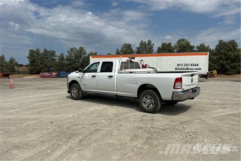 RAM 2500 4x4 Crew Cab Pickup Other