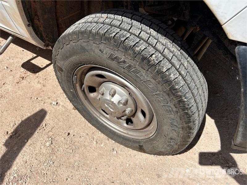 RAM 2500 4x4 Crew Cab Pickup Прочие фургоны