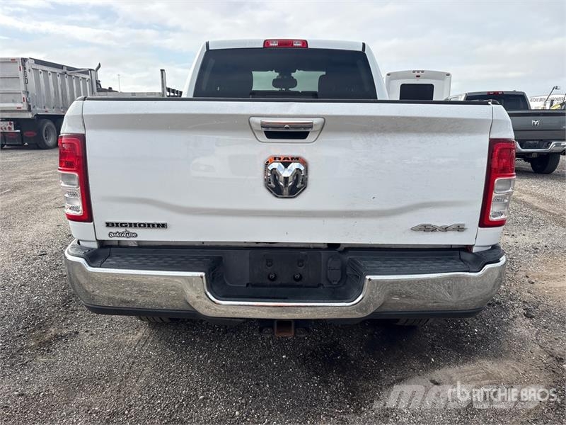 RAM 2500 4x4 Crew Cab Pickup Ostalo