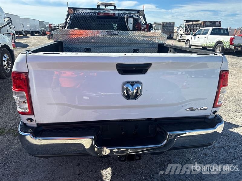 RAM 2500 4x4 Crew Cab Pickup Ostalo
