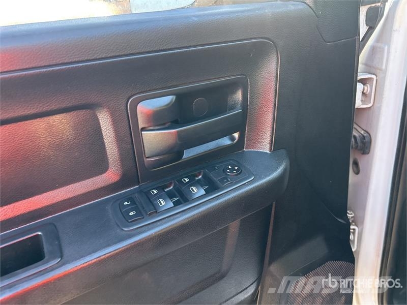 RAM 2500 4x4 Crew Cab Pickup 其他