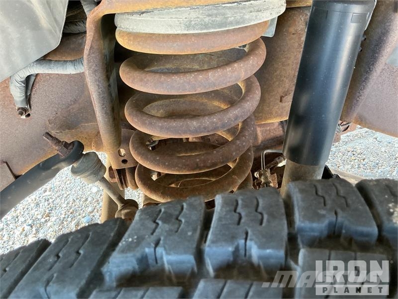 RAM 2500 4x4 Crew Cab Pickup (Inoperable) Ostalo