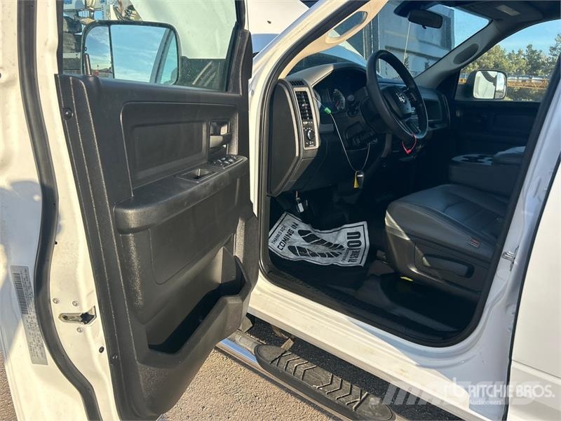 RAM 2500 4x4 Crew Cab Versatile Hauler Truck Tegljači