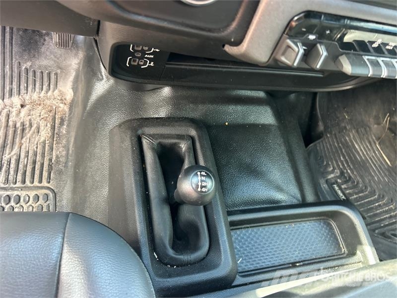 RAM 2500 4x4 Crew Cab Pickup (Inoperable) Kita