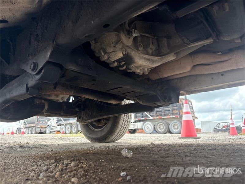 RAM 2500 4x4 Crew Cab Pickup 其他