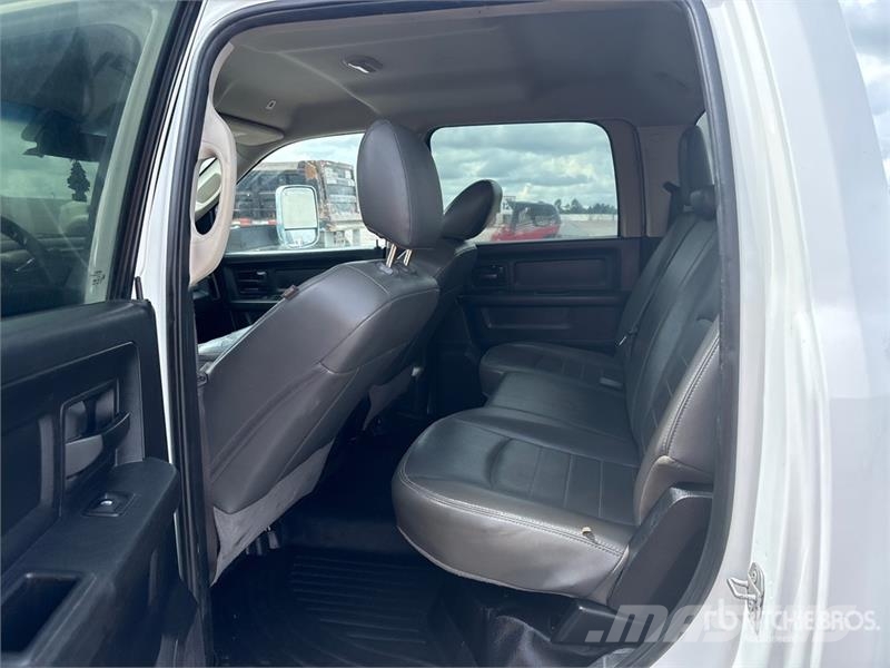 RAM 2500 4x4 Crew Cab Pickup 其他
