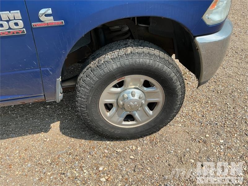 RAM 2500 4x4 Crew Cab Pickup (Inoperable) Ostalo