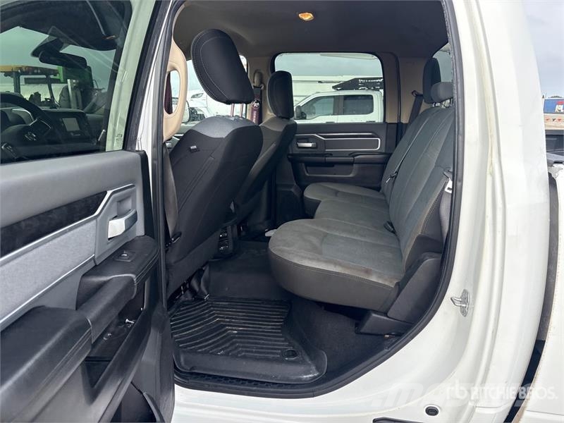 RAM 2500 4x4 Crew Cab Pickup Ostalo