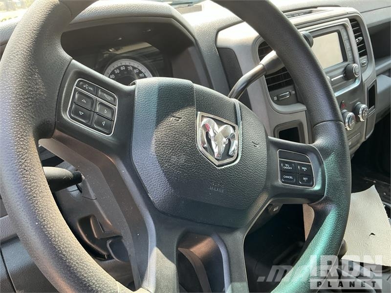 RAM 2500 4x4 Crew Cab Pickup (Inoperable) Ostalo