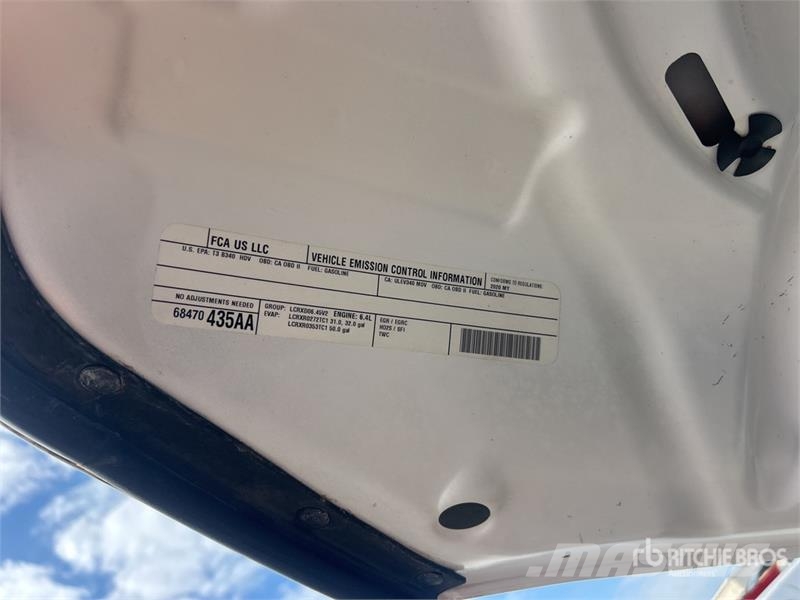 RAM 2500 4x4 Crew Cab Pickup Drugi