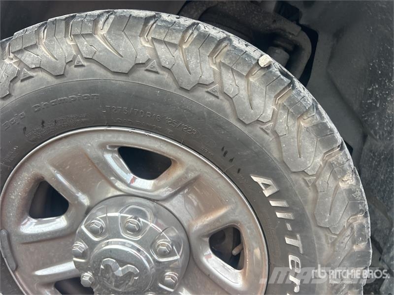 RAM 2500 Big Horn 4x4 Crew Cab Pickup Прочие фургоны