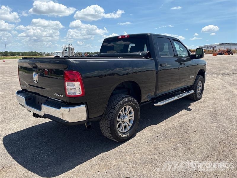 RAM 2500 Big Horn 4x4 Crew Cab Pickup Citi