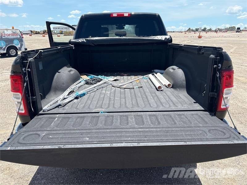 RAM 2500 Big Horn 4x4 Crew Cab Pickup Citi