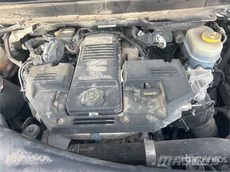 RAM 2500 Big Horn 4x4 Crew Cab Pickup Прочие фургоны