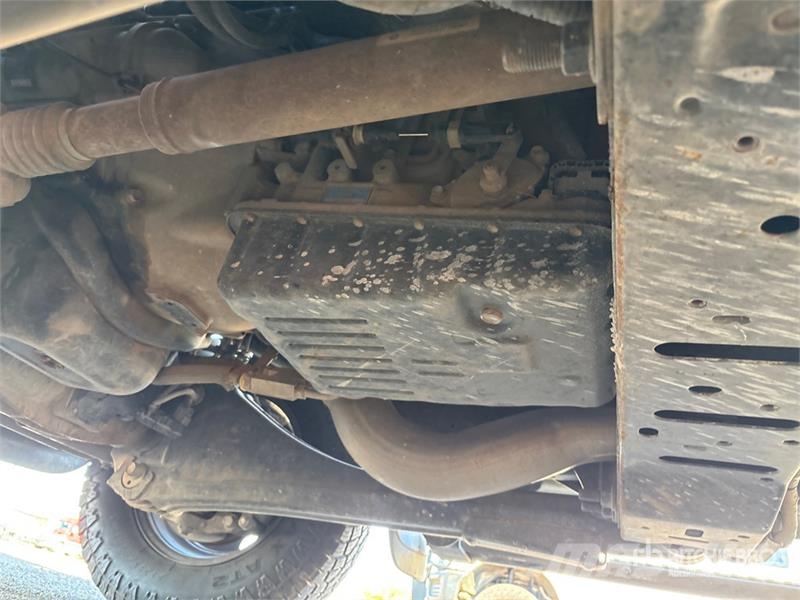RAM 3500 Platformas/izkraušana no sāniem