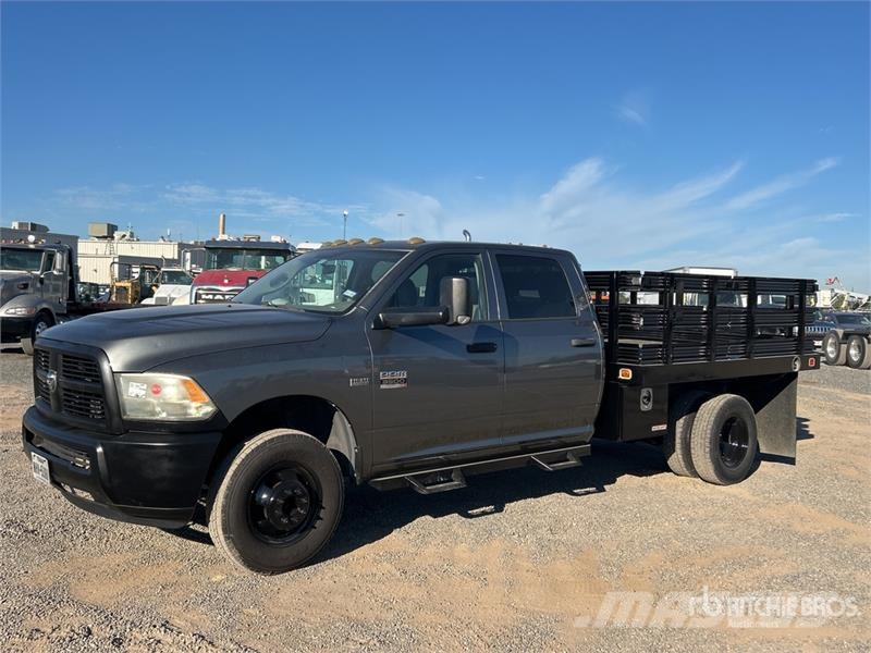 RAM 3500 4x2 Crew Cab Flatbed Truck Flatbed/Dropside trucks