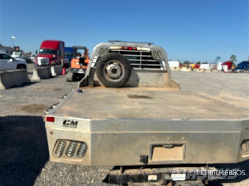 RAM 3500 4x2 Crew Cab Flatbed Truck Pritschenwagen/Pritschenwagen mit Seitenklappe