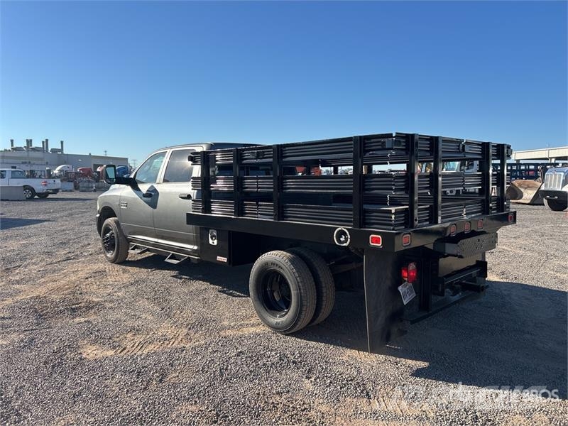 RAM 3500 4x2 Crew Cab Flatbed Truck Flatbed/Dropside trucks
