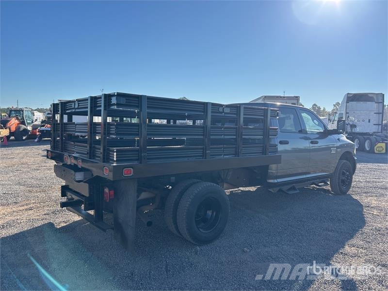 RAM 3500 4x2 Crew Cab Flatbed Truck Flatbed/Dropside trucks