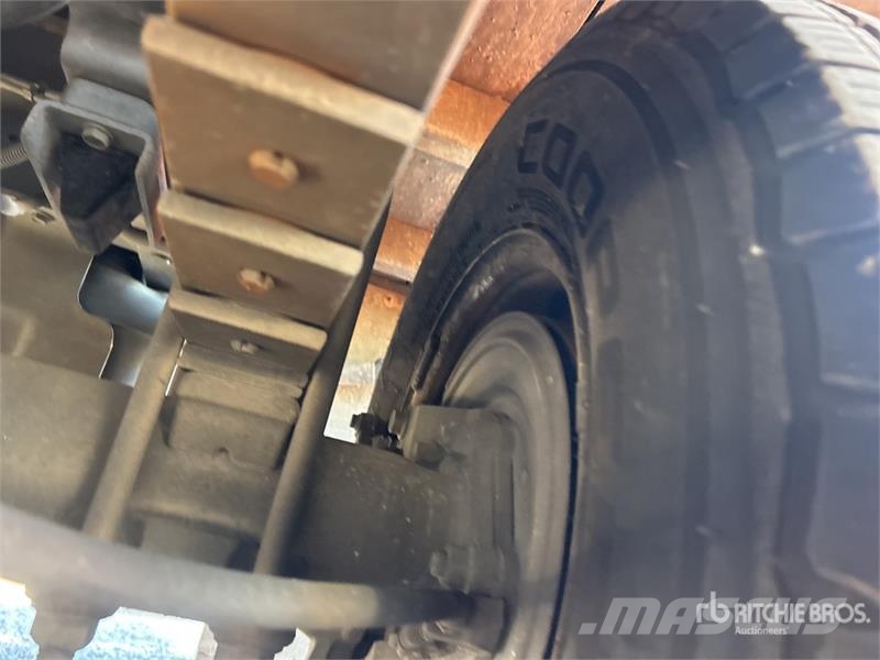 RAM 3500 4x2 Crew Cab Flatbed Truck Flatbed/Dropside trucks