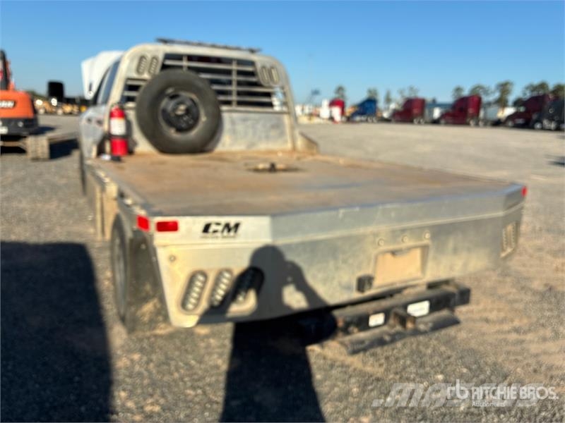 RAM 3500 4x2 Crew Cab Flatbed Truck Kamioni sa otvorenim sandukom