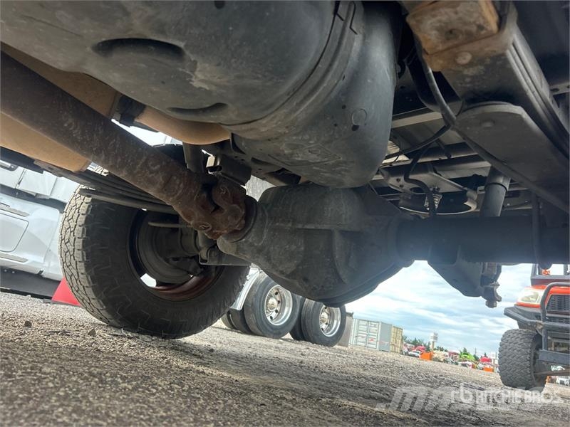 RAM 3500 4x4 Crew Cab Pickup Прочие фургоны