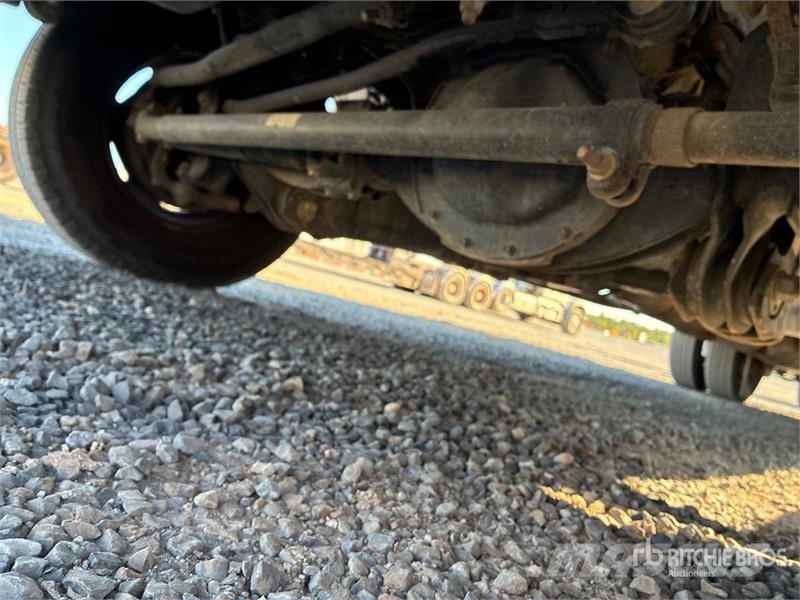 RAM 3500 4x4 Crew Cab Flatbed Truck Kamioni sa otvorenim sandukom