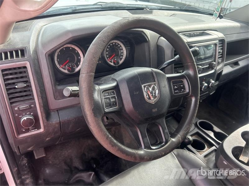RAM 3500 4x4 Crew Cab Pickup Прочие фургоны