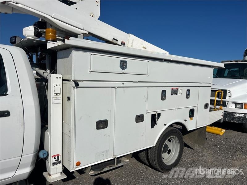 RAM 40 ft on Ram 5500 4x4 Bucket Truck Truck mounted platforms