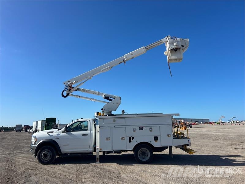 RAM 40 ft on Ram 5500 4x4 Bucket Truck Truck mounted platforms
