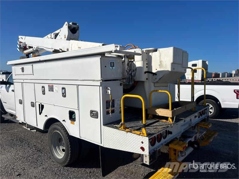 RAM 40 ft on Ram 5500 4x4 Bucket Truck Truck mounted platforms