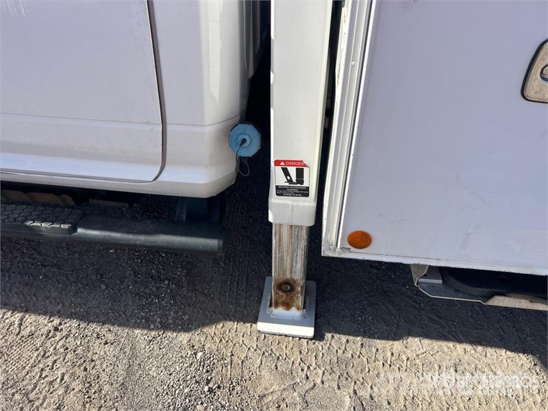 RAM 40 ft on Ram 5500 4x4 Bucket Truck Truck mounted platforms
