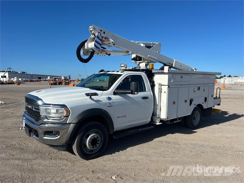 RAM 40 ft on Ram 5500 4x4 Bucket Truck Truck mounted platforms