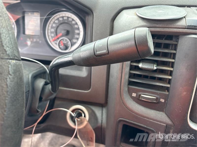 RAM 4500 4x2 Cab and Chassis Cabins and interior