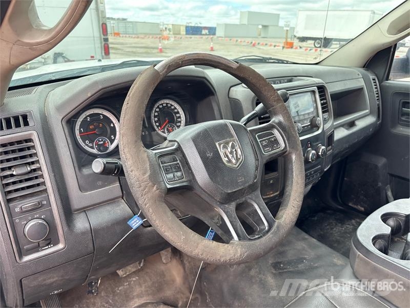 RAM 4500 4x2 Cab and Chassis Cabins and interior