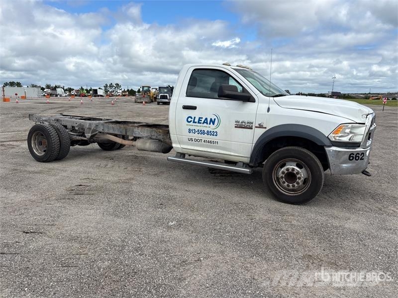 RAM 4500 4x2 Cab and Chassis Cabins and interior