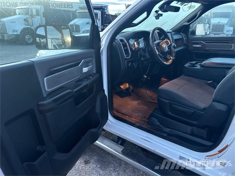 RAM 4500 SLT 4x2 Tow Truck Samochody ratownicze pomocy drogowej