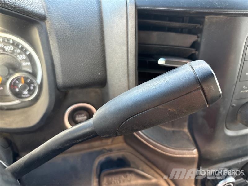 RAM 5500 Camiones plataforma