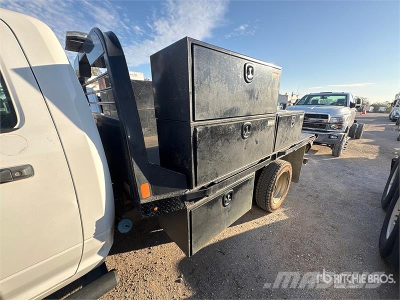 RAM 5500 Camiones plataforma