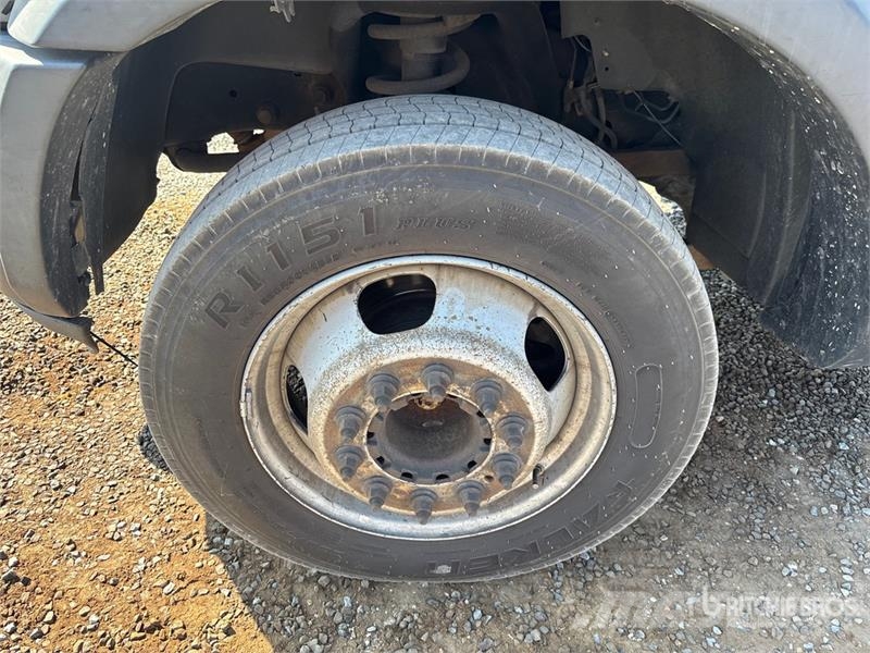 RAM 5500 Pritschenwagen/Pritschenwagen mit Seitenklappe