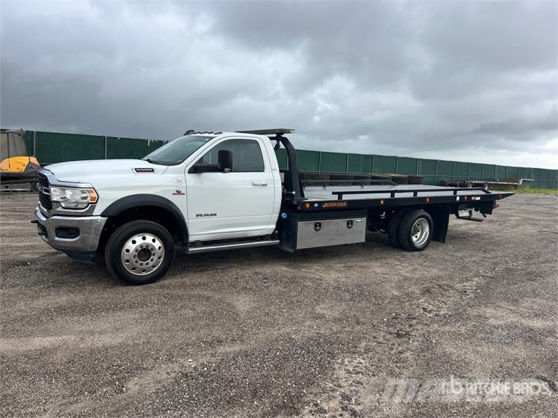 RAM 5500 Sleepwagens