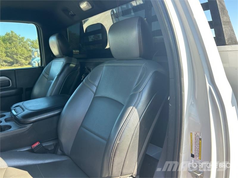RAM 5500 Pick-upy / Pojazdy z otwieranymi burtami